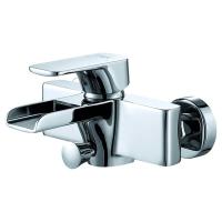 Смеситель D&K DA1433501 для ванны Смеситель D&K DA1433501 для ванны