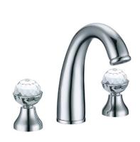 Смеситель для раковины на 3 отверстия Boheme BRILLANTE Presente 357, хром