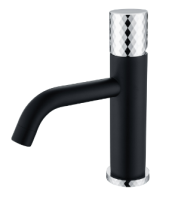 Смеситель для раковины Boheme Stick 121-BCR, черный/хром