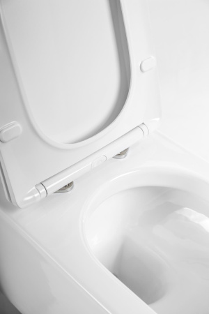 Фото унитаз подвесной безободковый belbagno veneto bb132chr, белый