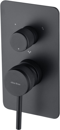 Фото встраиваемый смеситель для ванны и душа allen brau priority 5.31a11-31, черный матовый Фото встраиваемый смеситель для ванны и душа allen brau priority 5.31a11-31, черный матовый