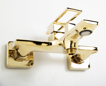 Фото смеситель для ванны и душа belbagno luce luc-vas-oro, золото